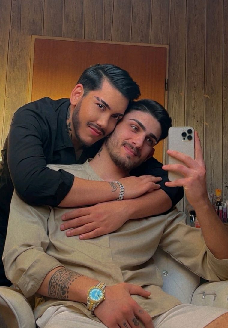 Емилиано показа човека до себе си! Изненадата е огромна.. /ПОДРОБНОСТИ/